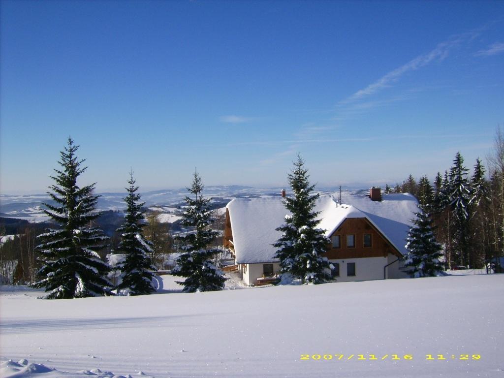 Pension Holubec Бенецко Экстерьер фото