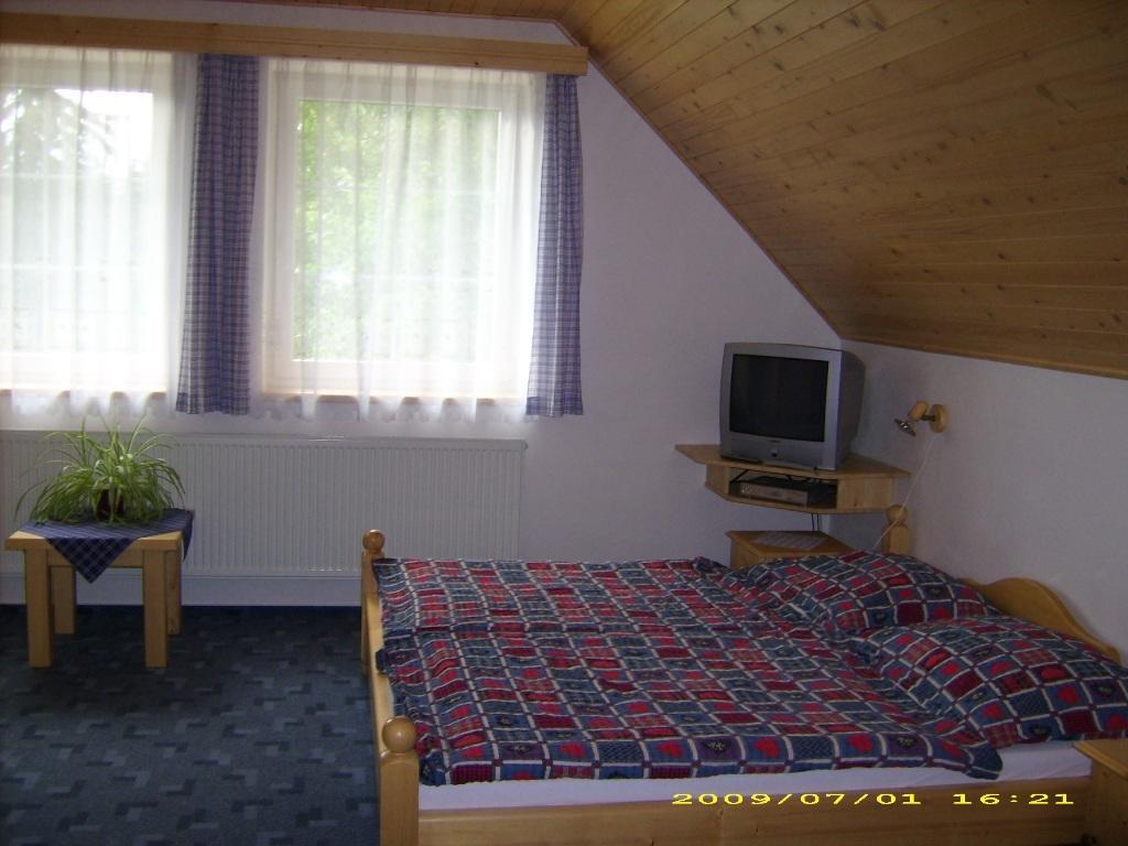Pension Holubec Бенецко Номер фото